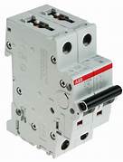 Double-pole MCB installation