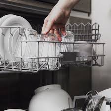 Utensil removal & placement